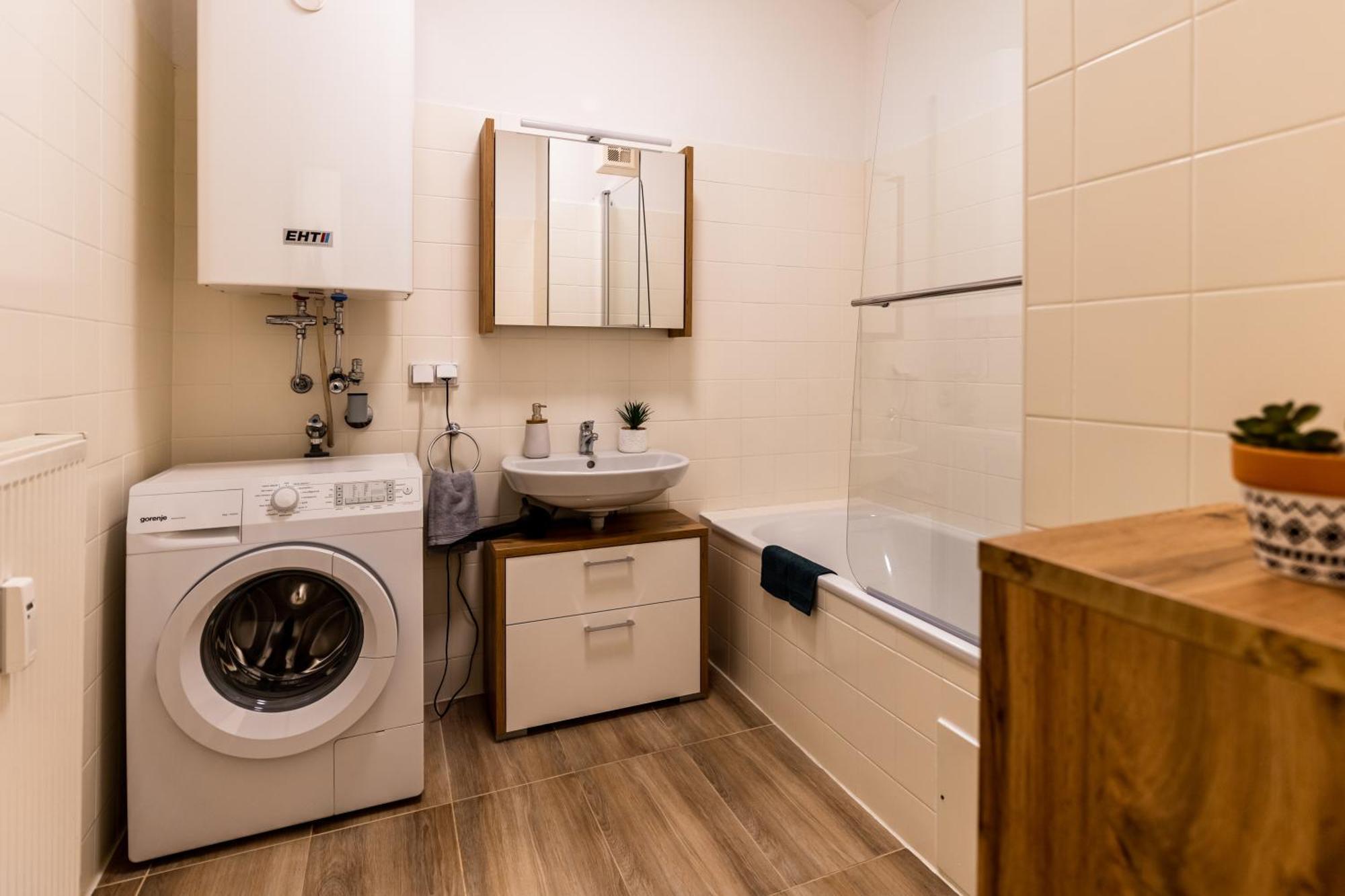 Sofia Apartment & Zimmer Sillweg Naehe Rebull Ring Fohnsdorf Room photo